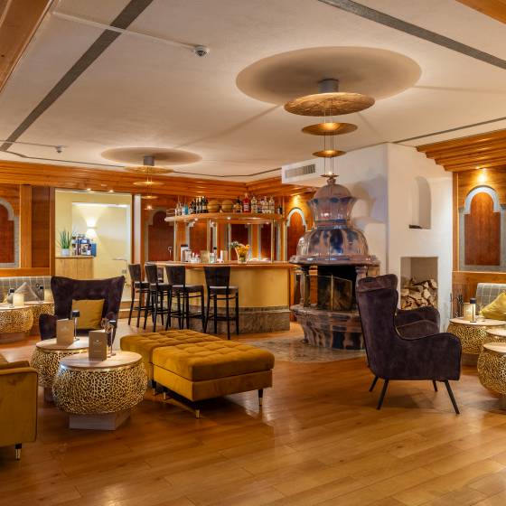 Genuss für jeden Moment: Bars & Lounges - Königshof Hotel Resort